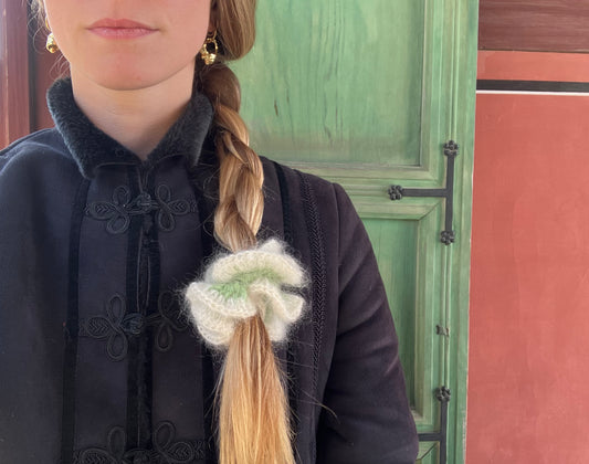 BUSAN - THE SCRUNCHY