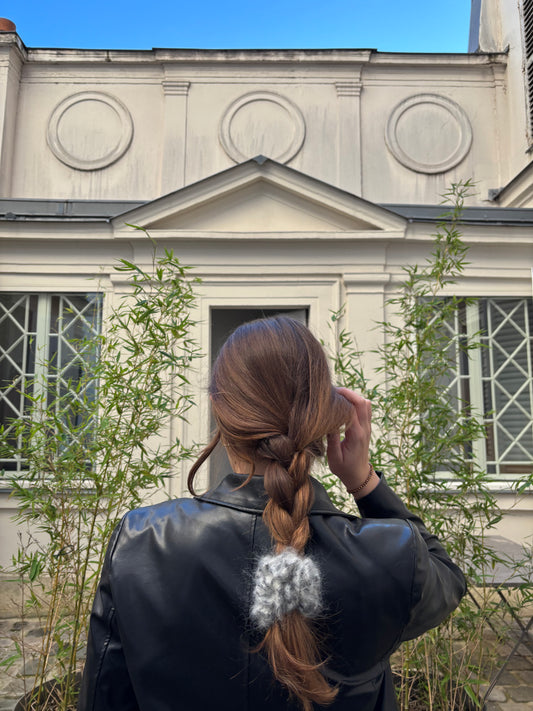 LEOPARD NOIR - THE SCRUNCHY