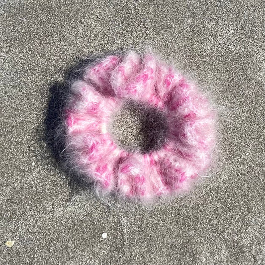 LEOPARD ROSE - THE SCRUNCHY