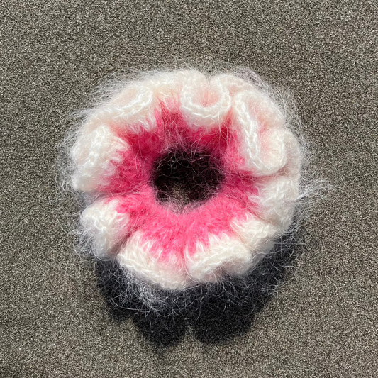 PARIS - THE SCRUNCHY